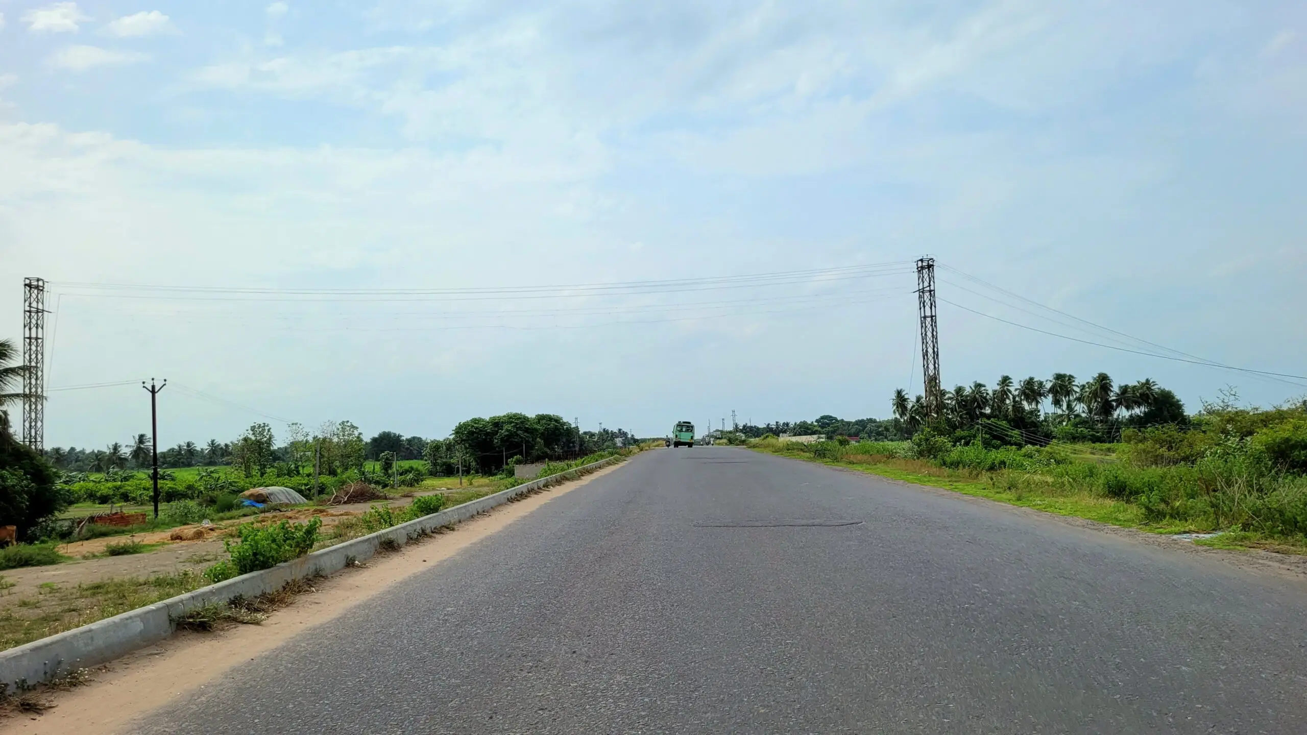 Way to A.K.Kuchipalayam