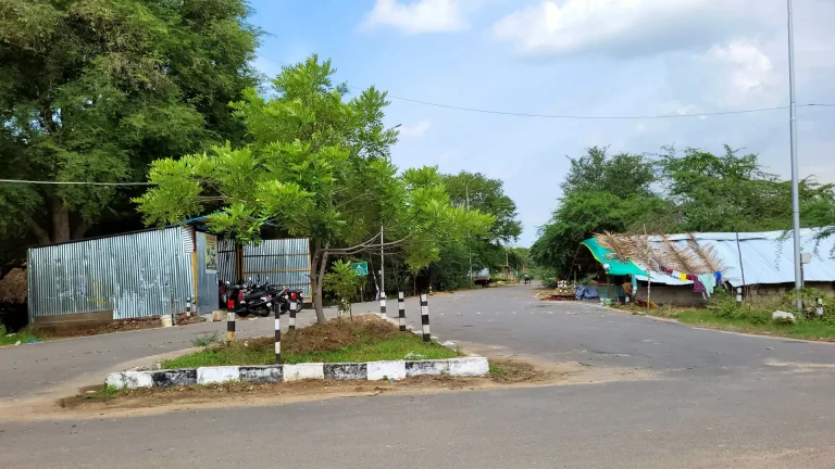 Poovarasankuppam Road